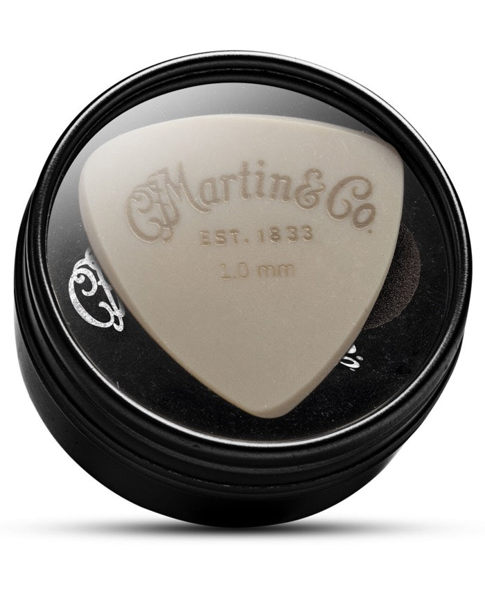 LUXE BY MARTIN™ Contour Pick