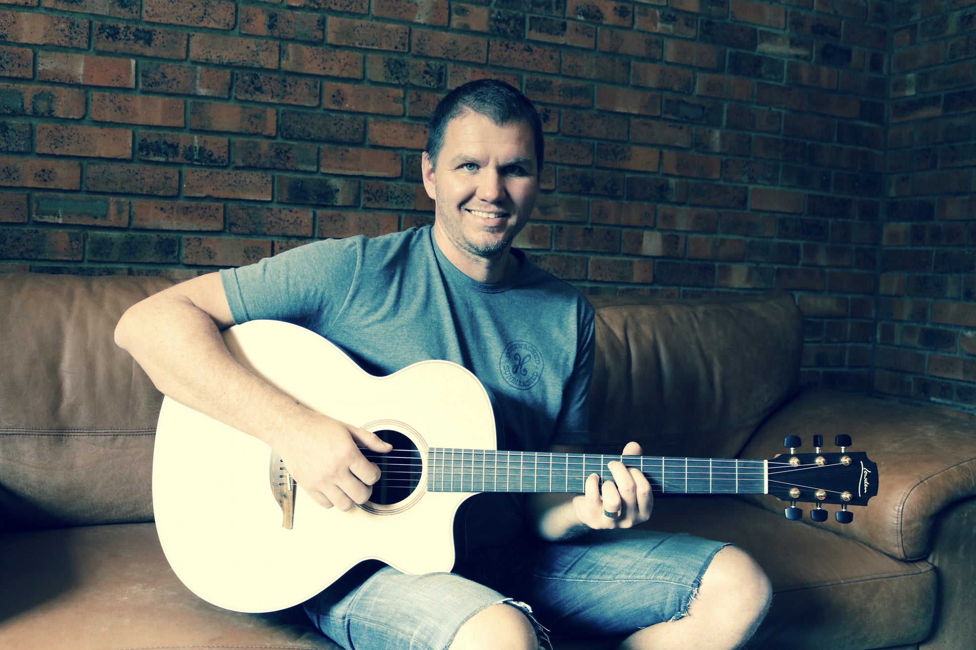 Selling the Lowden O-32C guitar, at Guitar Gallery, in South Africa