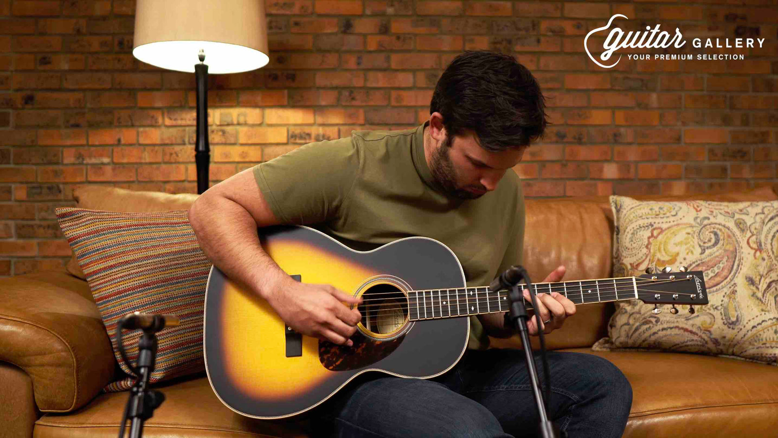 Larrivee 000-40R Vintage Burst