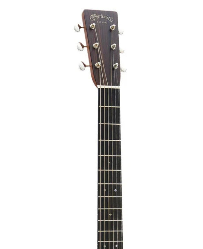 Martin HD-28 Ambertone (2025)