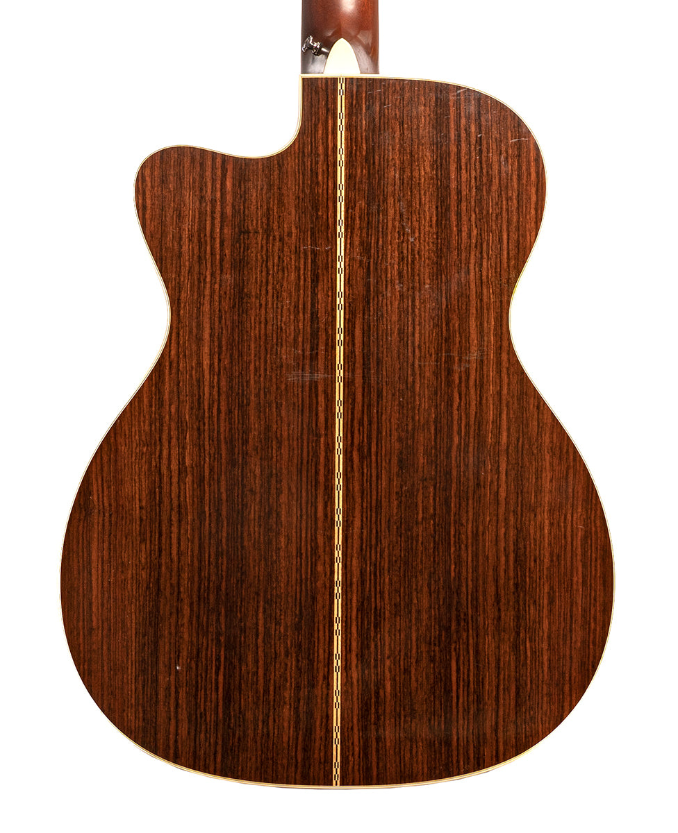 Martin OMC-28E (Pre-Owned)