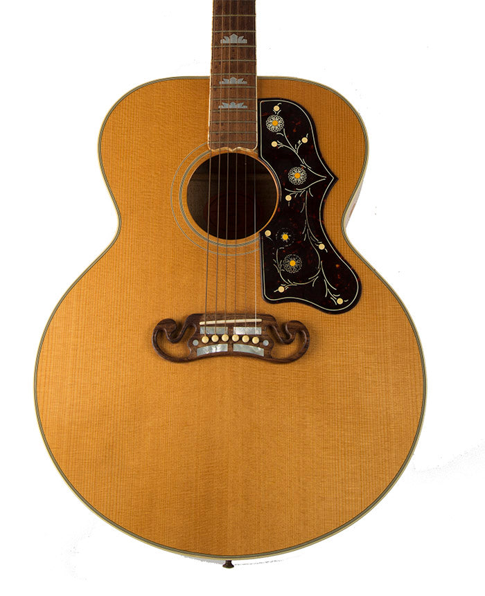 Gibson SJ-200