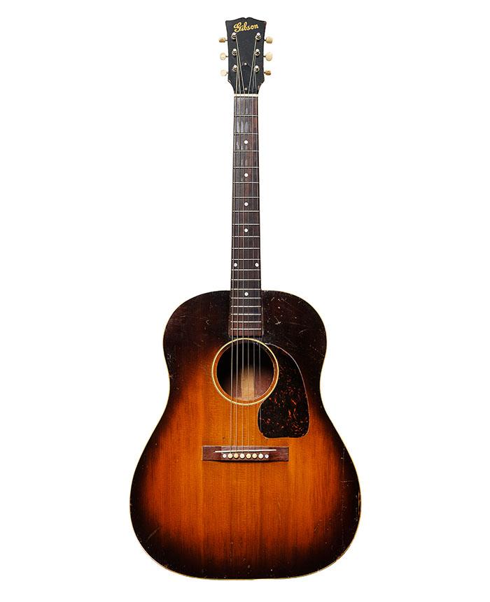 Gibson J-45 (1946)
