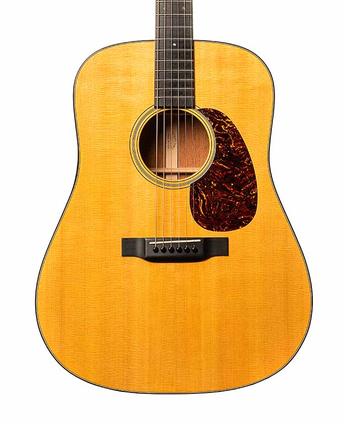 Martin D-18 E (Pre-Owned)