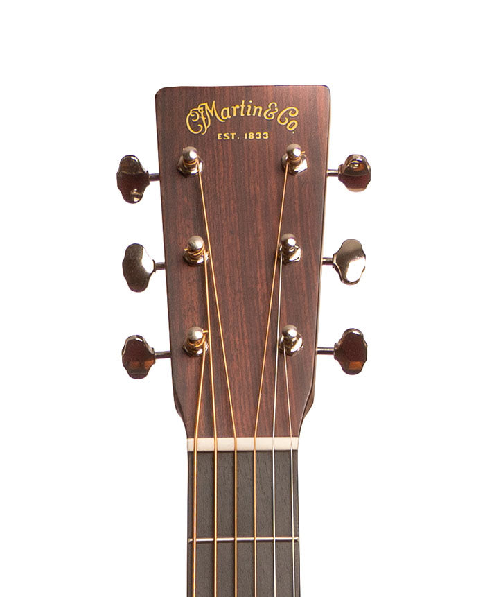 Martin D-18 (Sunburst)