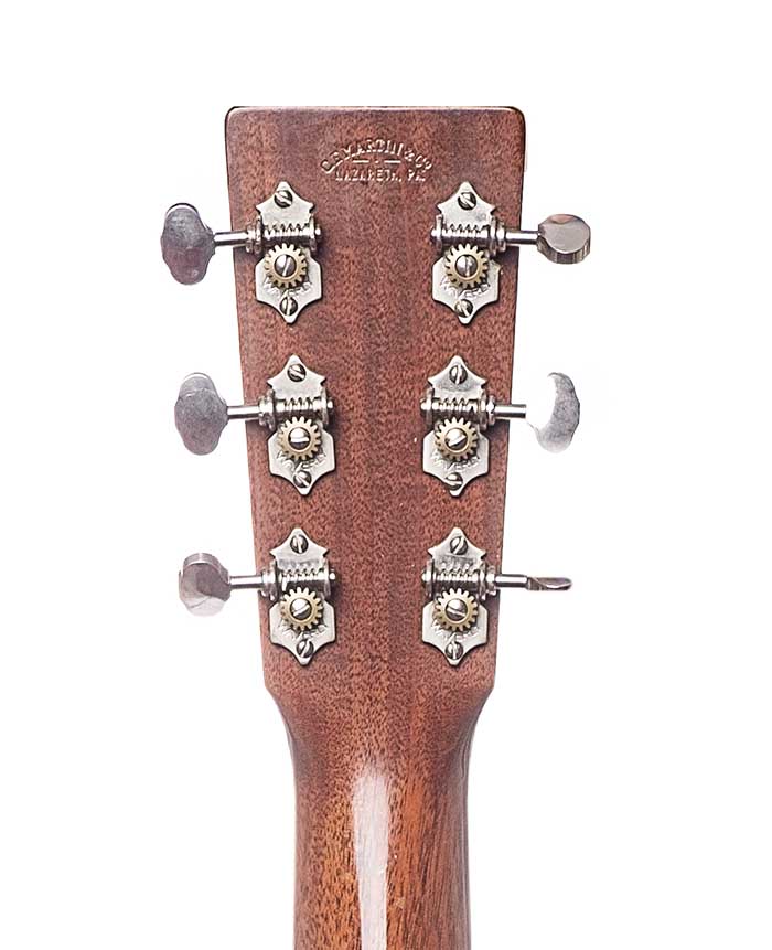 Martin D-28 (2001)